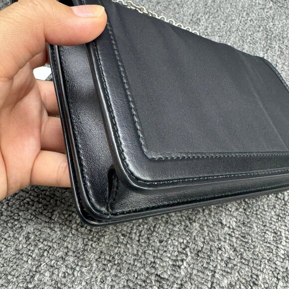 Prada Leather Shoulder Bag 599-081825 - Picture 5 of 13